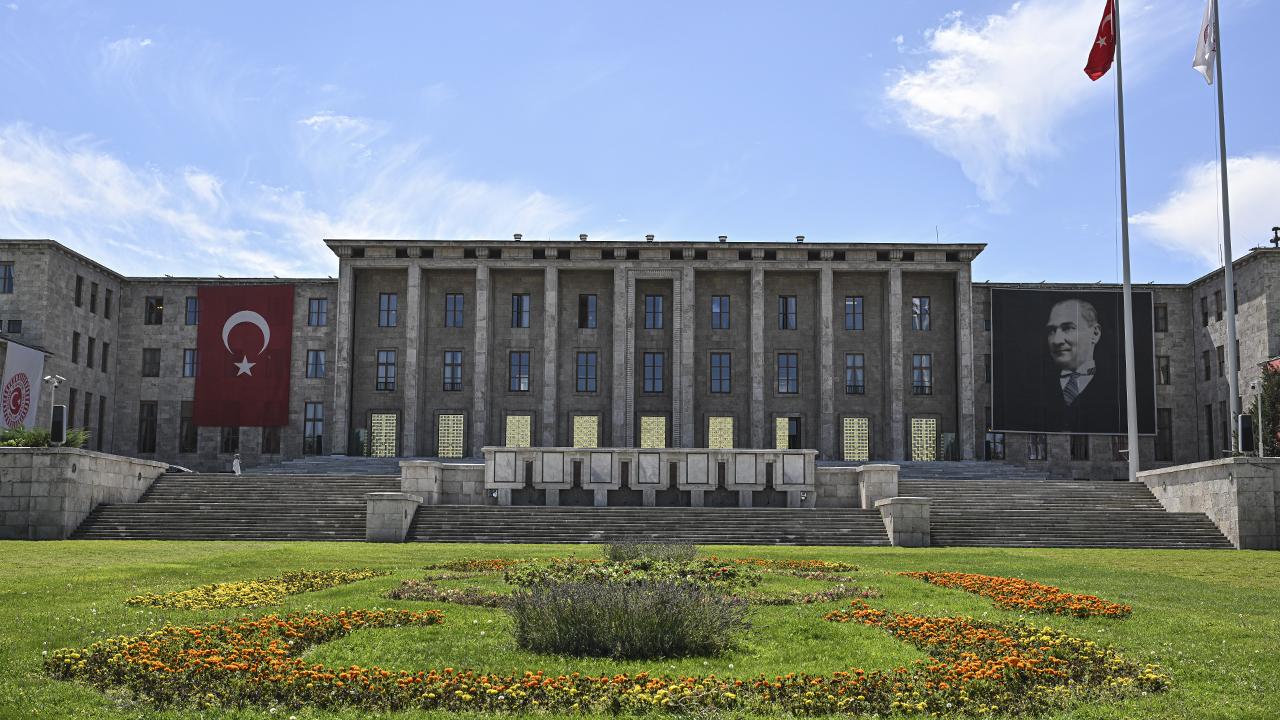 TÜRKİYE BÜYÜK MİLLET MECLİSİ